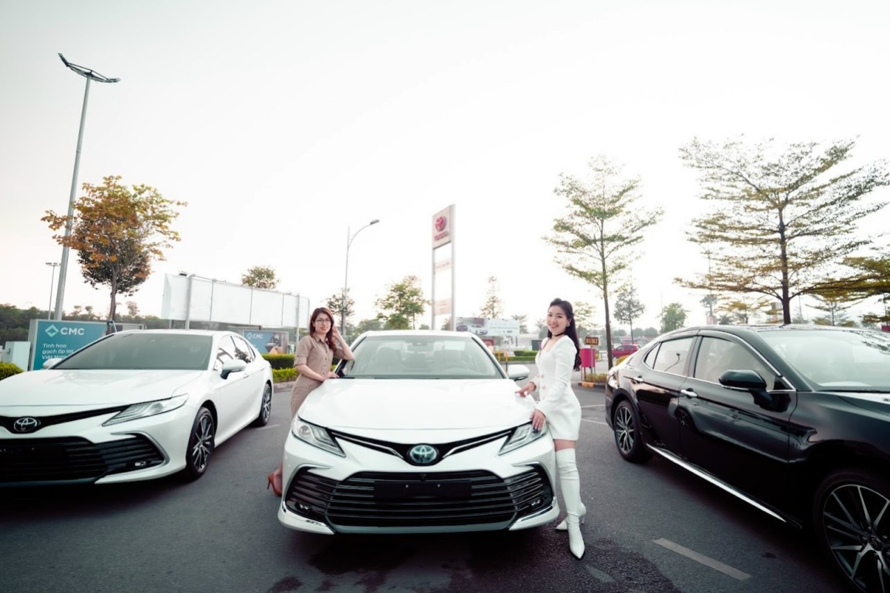 TOYOTA CAMRY NHẬP KHẨU NƯỚC NÀO ? NHỮNG ƯU ĐIỂM THU HÚT KHÁCH CỦA XE